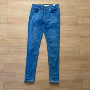 Levi’s skinny jeans